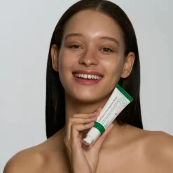 Axis-Y Dark Spot Correcting Glow Serum