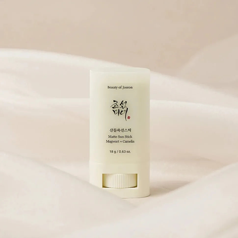 Beauty of Joseon Matte Sun Stick Mugwort + Camelia (SPF 50+ PA++++)