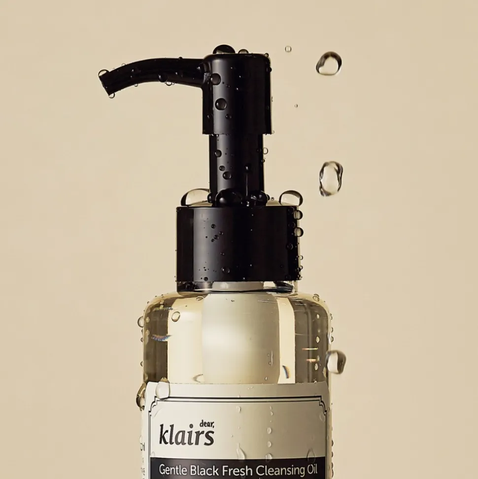 Dear Klairs Gentle Black Fresh Cleansing Oil