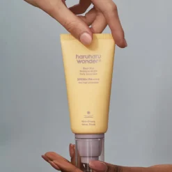 HaruHaru Wonder Black Rice Moisture Airyfit Daily Sunscreen SPF 50+/PA++++