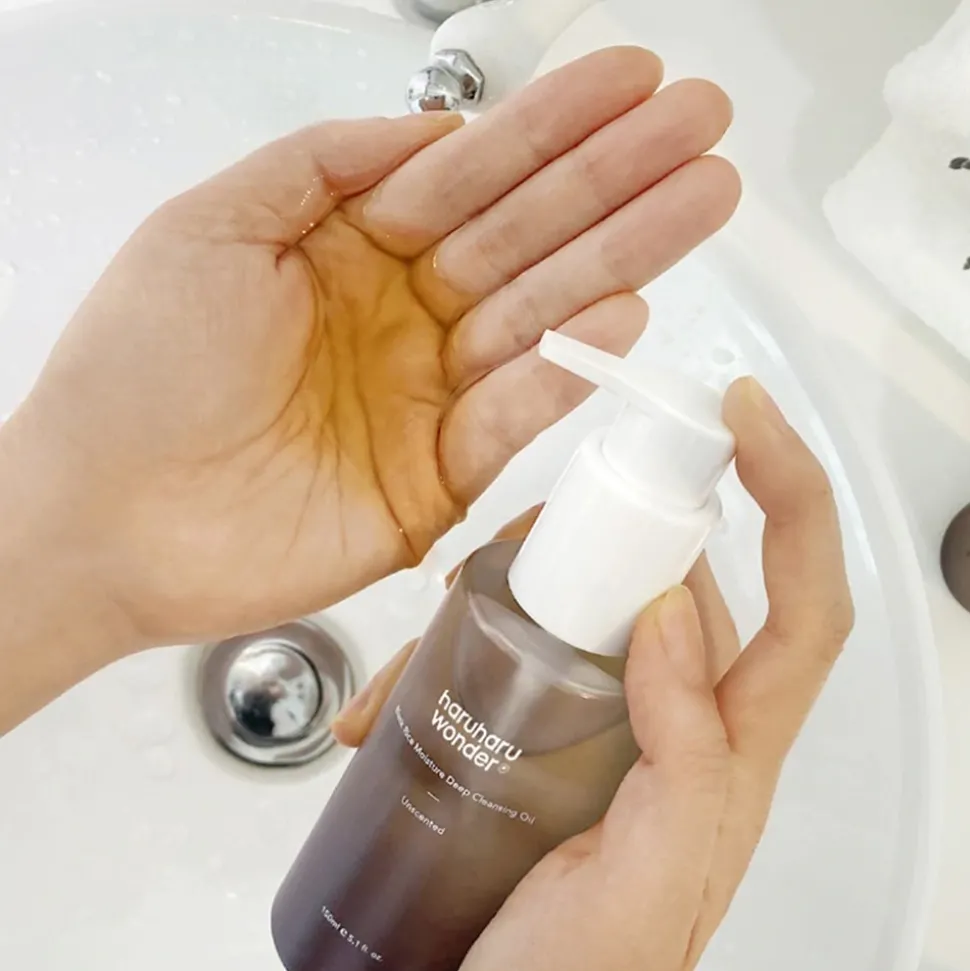 HaruHaru Wonder Black Rice Moisture Deep Cleansing Oil