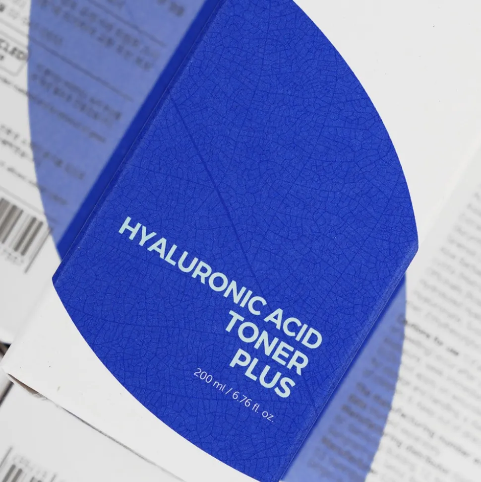 Isntree Hyaluronic Acid Toner Plus