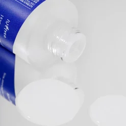 Isntree Hyaluronic Acid Water Essence