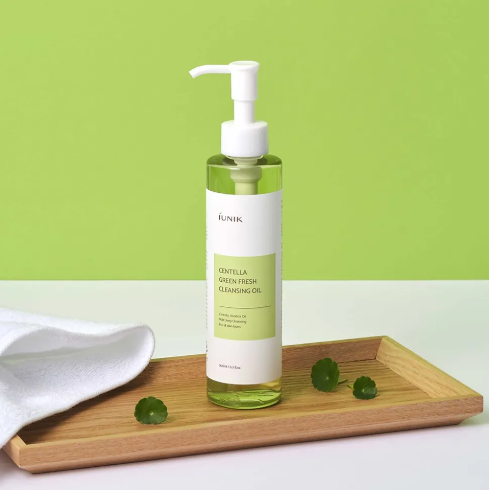 iUnik Centella Green Fresh Cleansing Oil