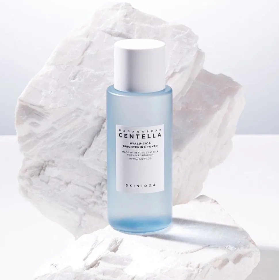 SKIN1004 Madagascar Centella Hyalu-Cica Brightening Toner
