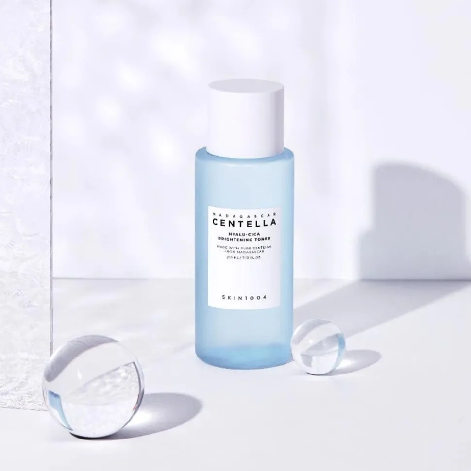 SKIN1004 Madagascar Centella Hyalu-Cica Brightening Toner