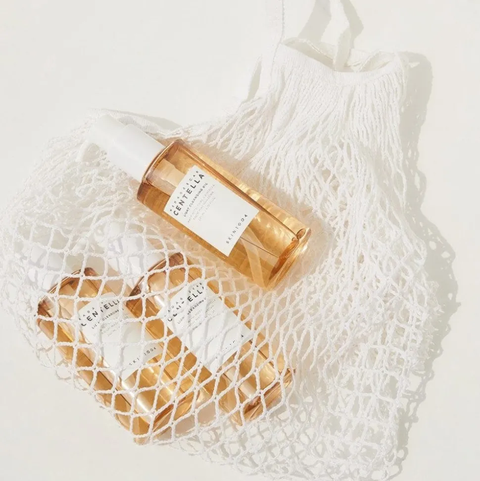 SKIN1004 Madagascar Centella Light Cleansing Oil